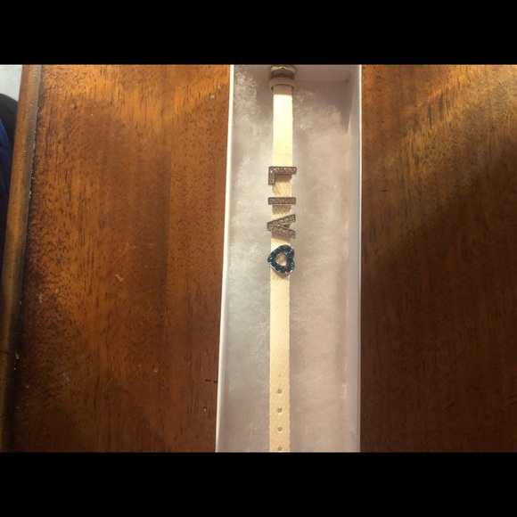 Bracelet - Picture 2 of 4